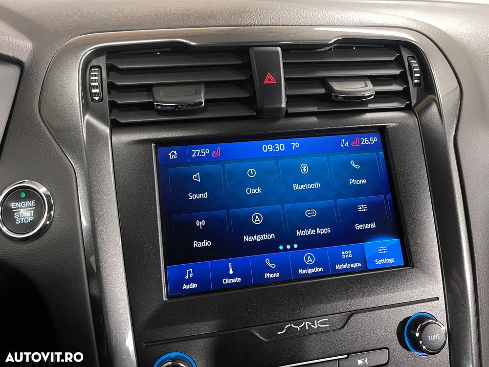 Ford Mondeo 2.0 HEV Titanium - 18