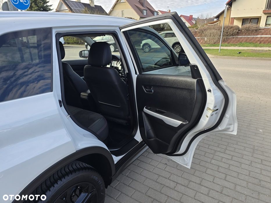 Suzuki Vitara 1.4 Boosterjet Automatik S - 36