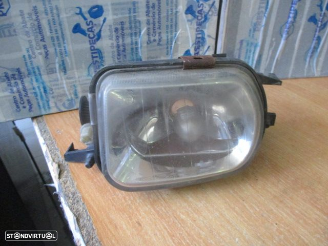 Farol Nevoeiro 2038201256 MERCEDES W209 2003 FD Hella - 3