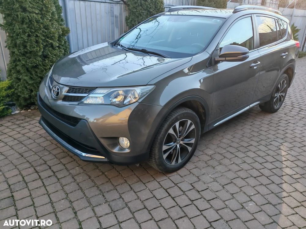 Toyota RAV4 2.2 D-4CAT 4WD Aut Luxury 18" - 3