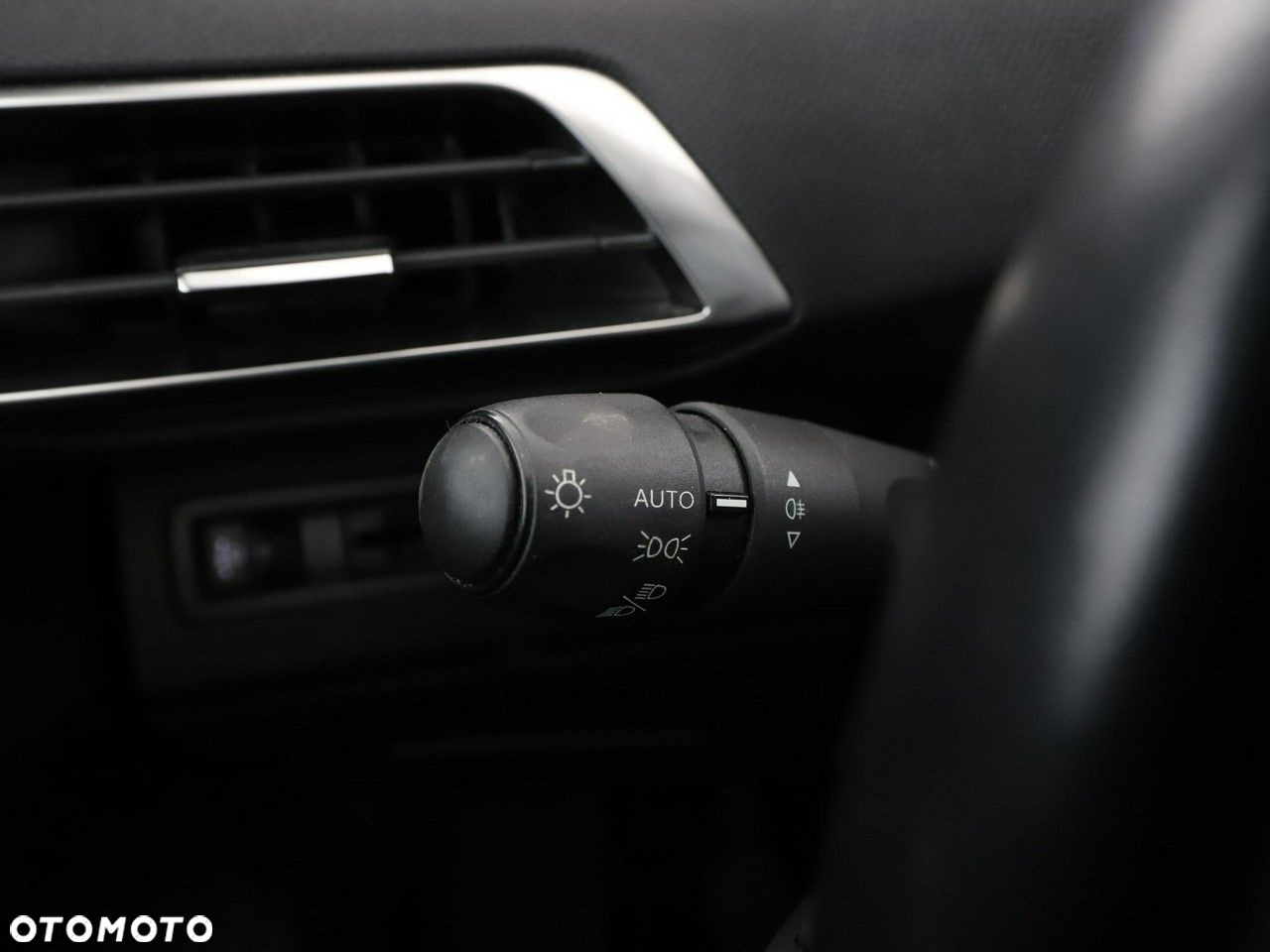 Peugeot 3008 PureTech 130 Stop & Start GPF Active Pack - 33