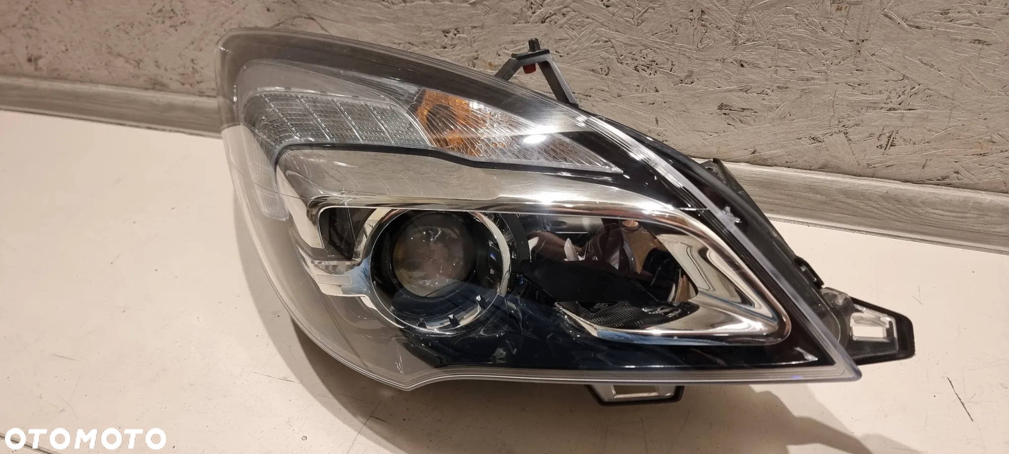 Lampa LED DRL przód prawa OPEL MERIVA B LIFT soczewka skrętna '16-.. - 2