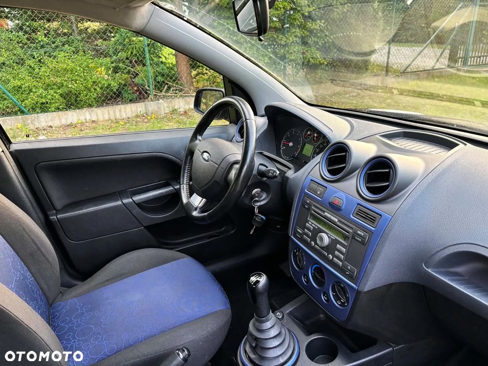 Ford Fiesta 1.3 Fun - 29
