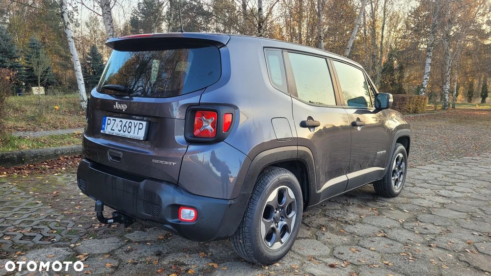Jeep Renegade 1.6 E-TorQ Sport FWD - 6
