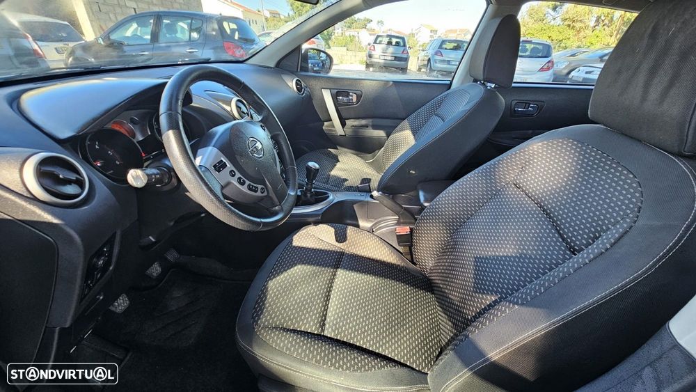 Nissan Qashqai 1.5 dCi Visia AC - 6