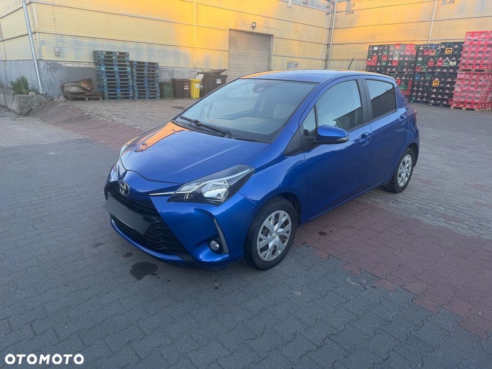 Toyota Yaris 1.5 Premium - 8