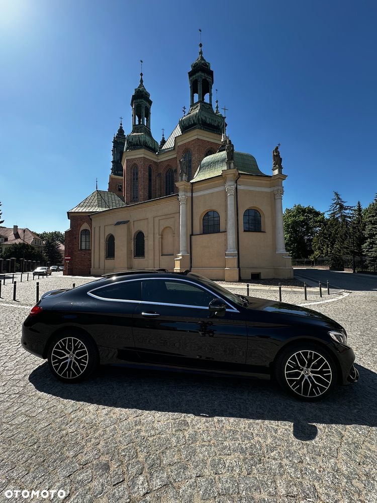 Mercedes-Benz Klasa C 300 9G-TRONIC - 16