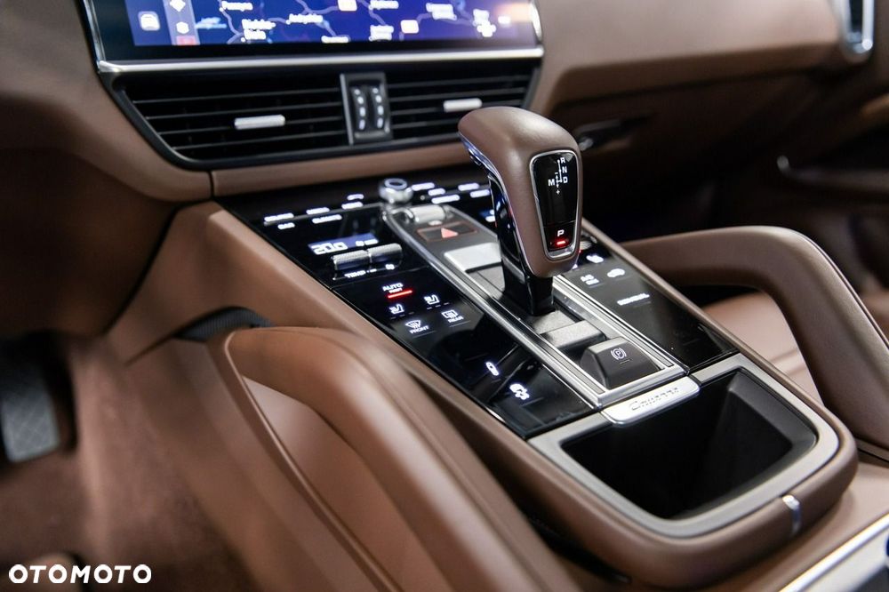 Porsche Cayenne E-Hybrid Tiptronic S - 35