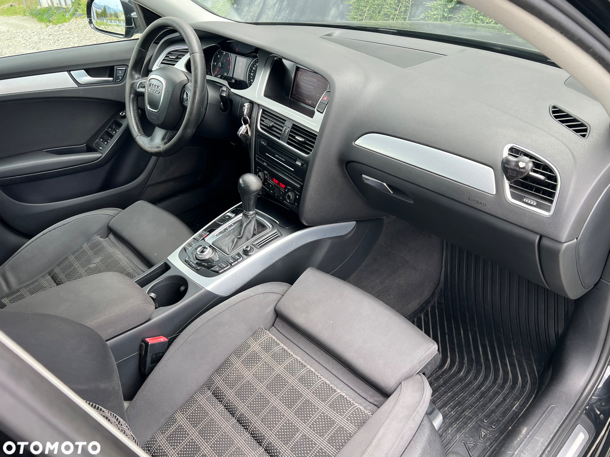Audi A4 Avant 2.0 TDI DPF multitronic Attraction - 19