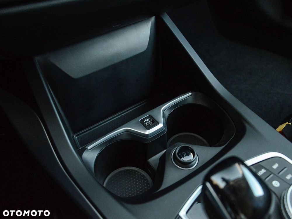 BMW Seria 1 118i Advantage - 25