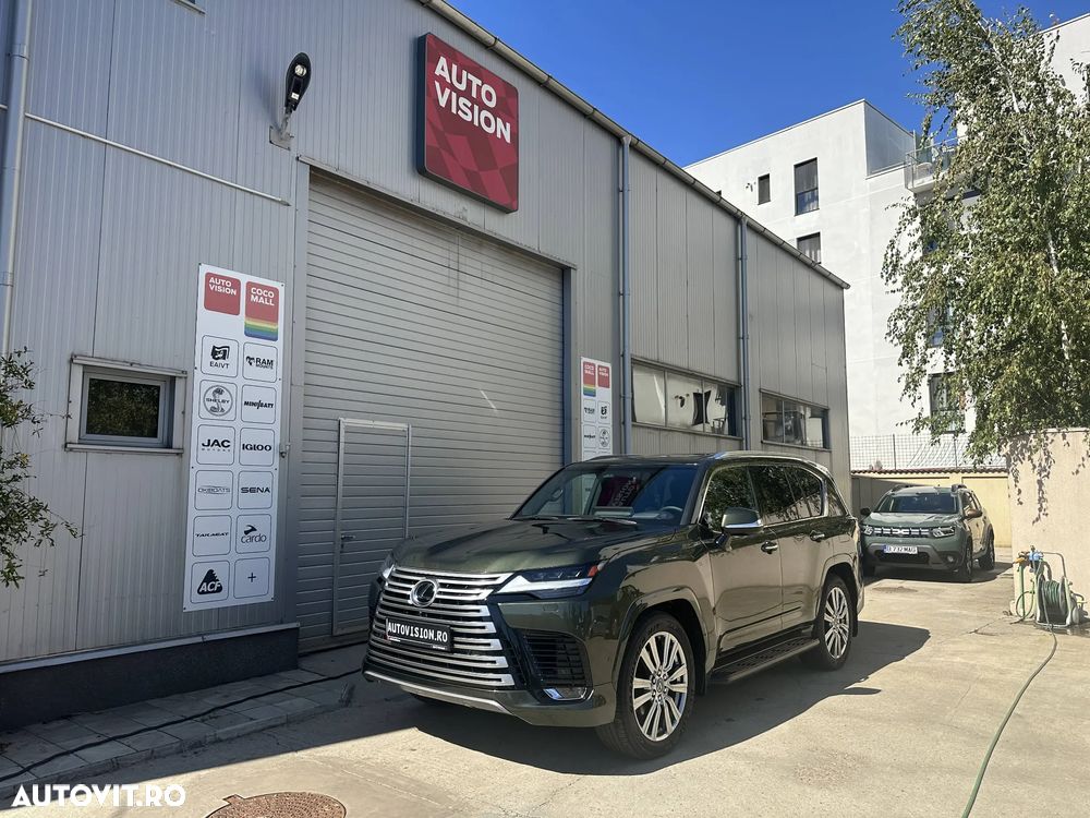 Lexus Seria LX - 1