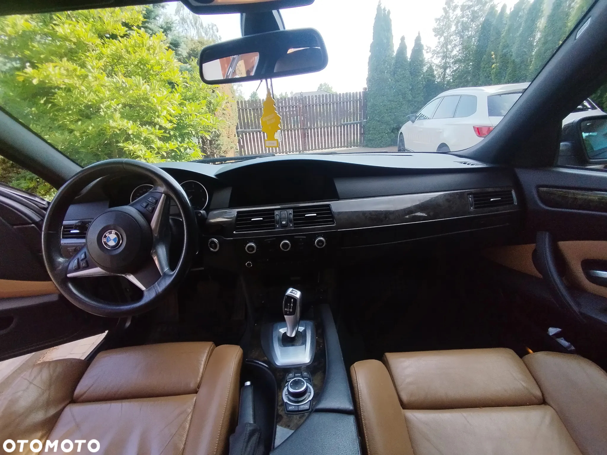BMW Seria 5 520d Touring Edition Exclusive - 11
