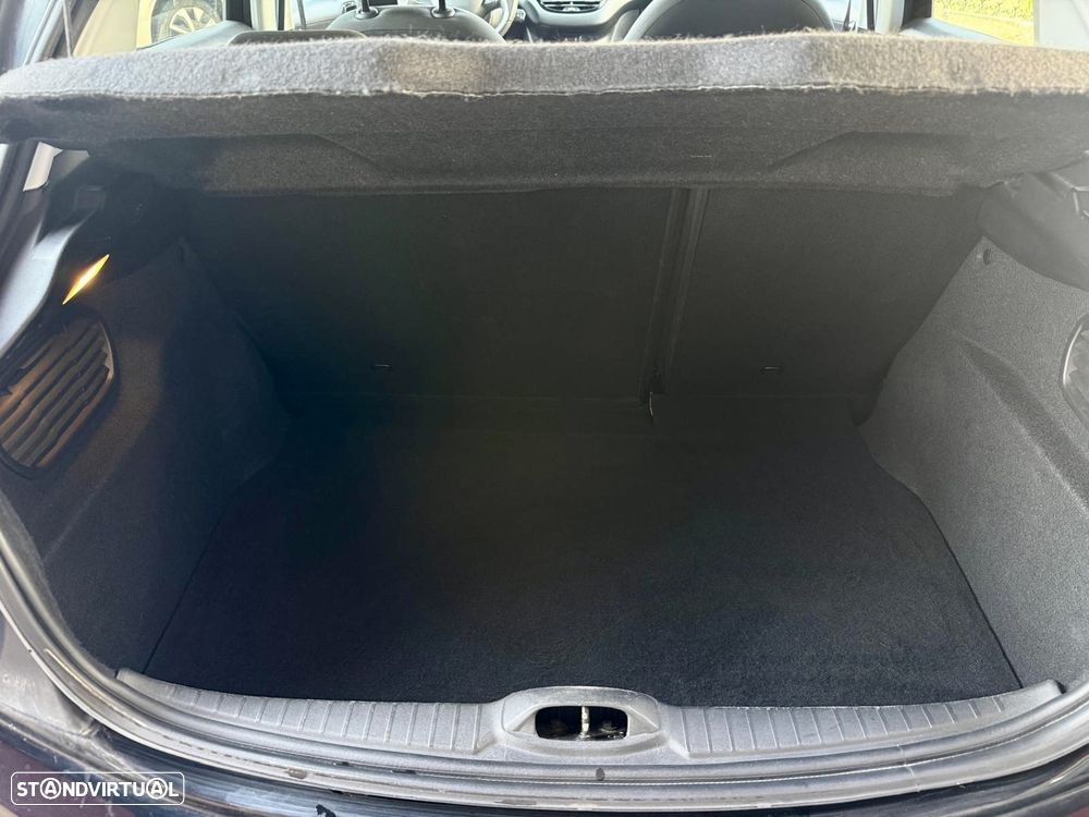 Peugeot 208 1.2 PureTech Style - 24