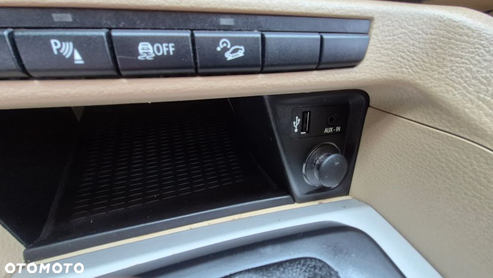 BMW X1 - 32