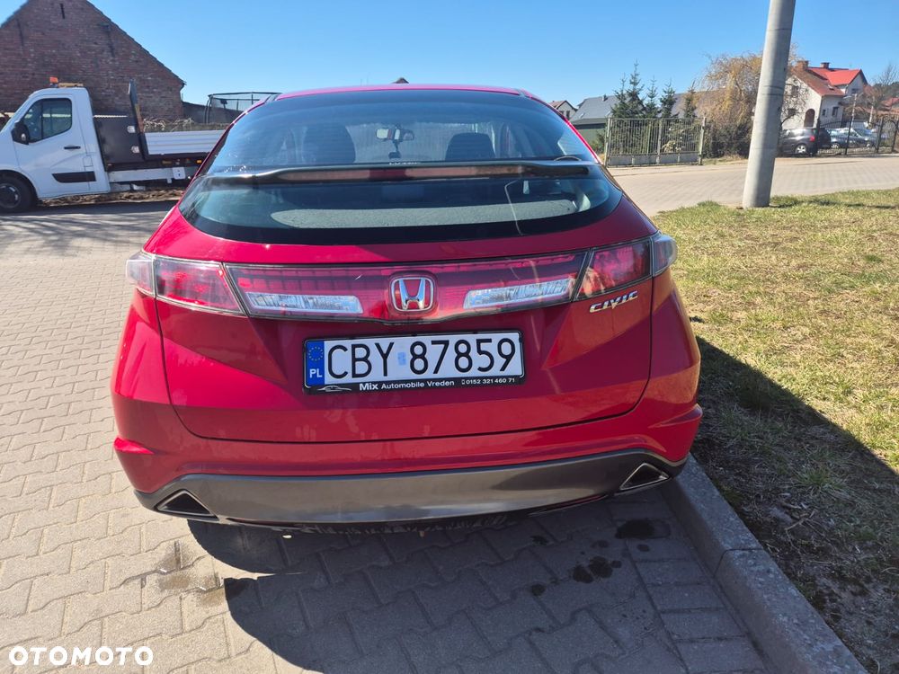 Honda Civic 1.4 i-VTEC - 6