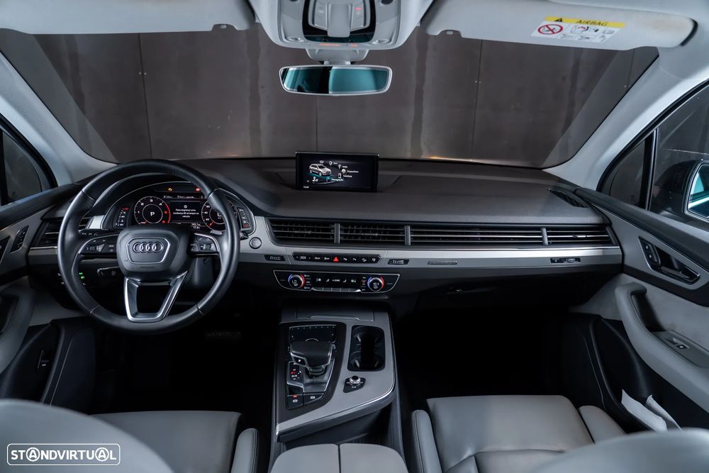 Audi Q7 3.0 TDI quattro S-line Tiptronic 7L - 7
