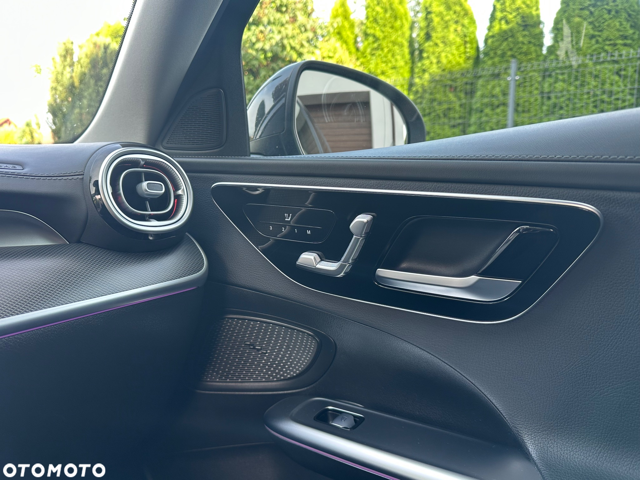 Mercedes-Benz Klasa C 220 d 9G-TRONIC - 37