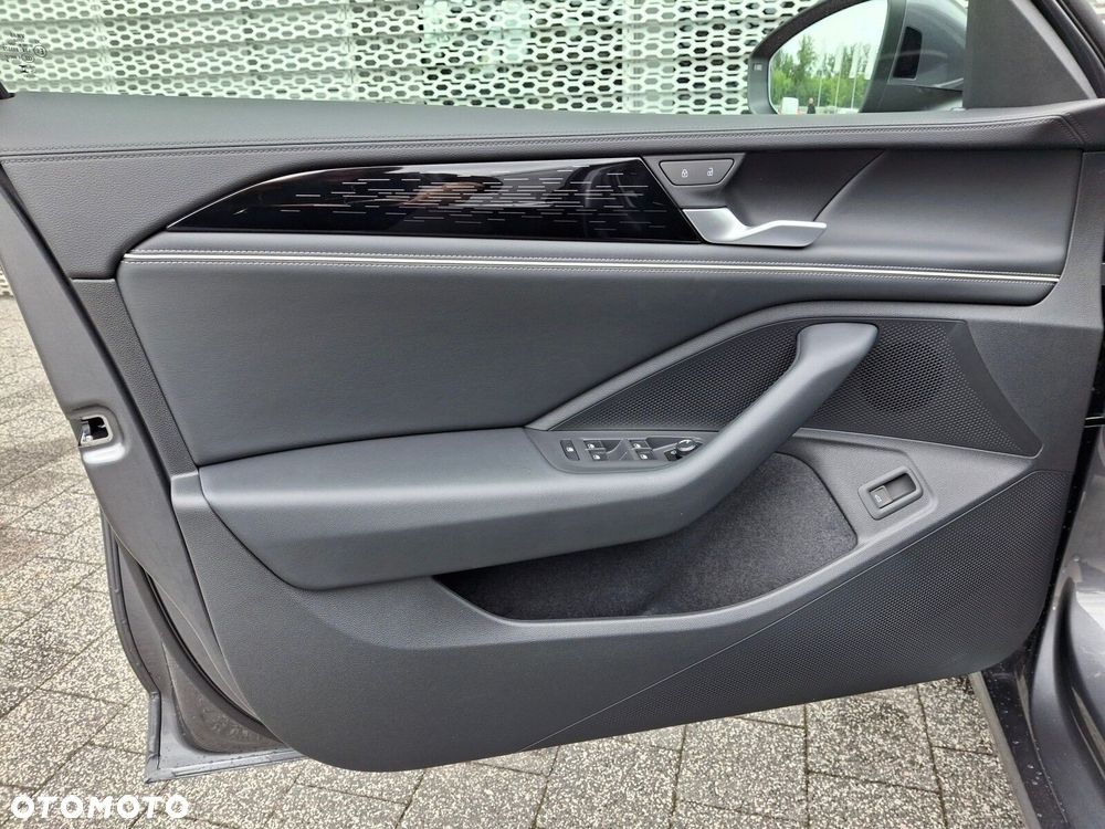 Volkswagen Passat - 10