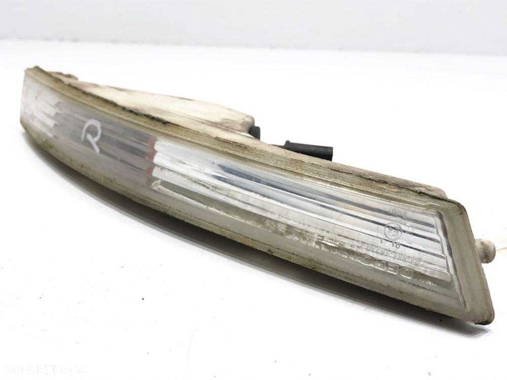 KIERUNKOWSKAZ PRAWY PRZÓD  VW PASSAT B6 Variant (3C5) 2005 - 2011 2.0 TDI 103 kW [140 KM] olej - 2