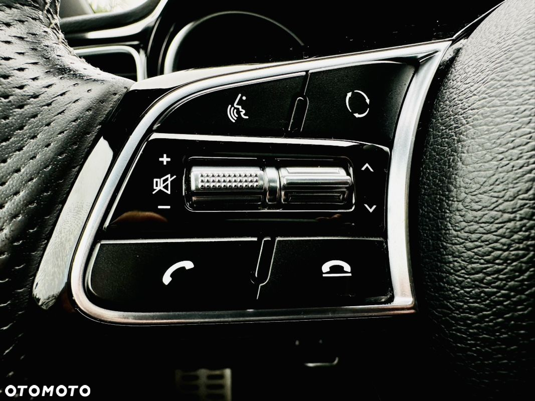 Kia Ceed - 38