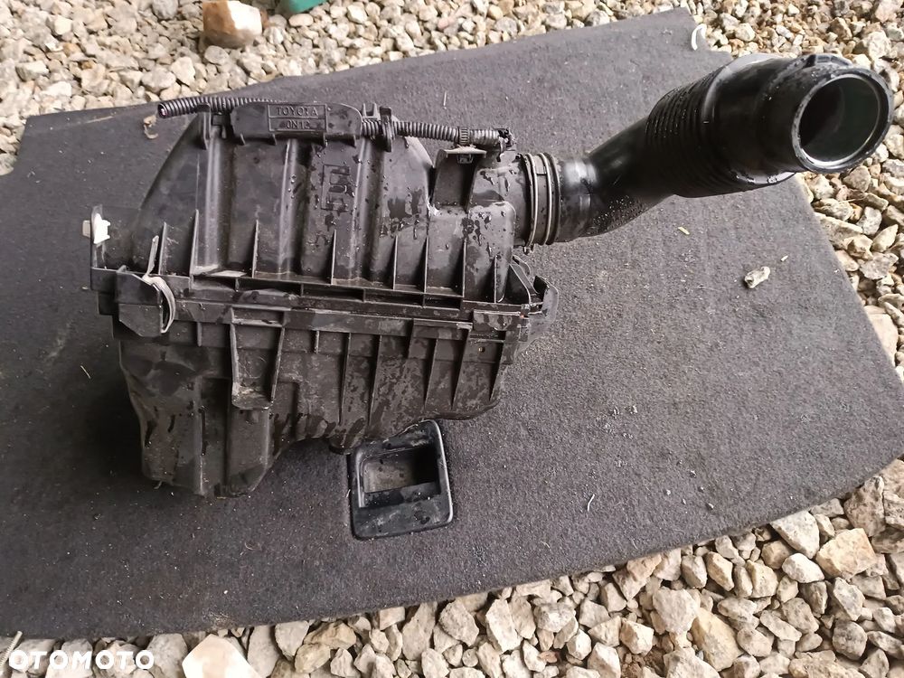 FILTR POWIETRZA OBUDOWA 1020007S01 TOYOTA YARIS III 1.4 D4D - 2