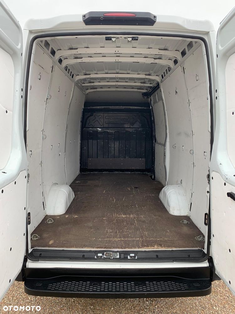 Iveco Daily - 24
