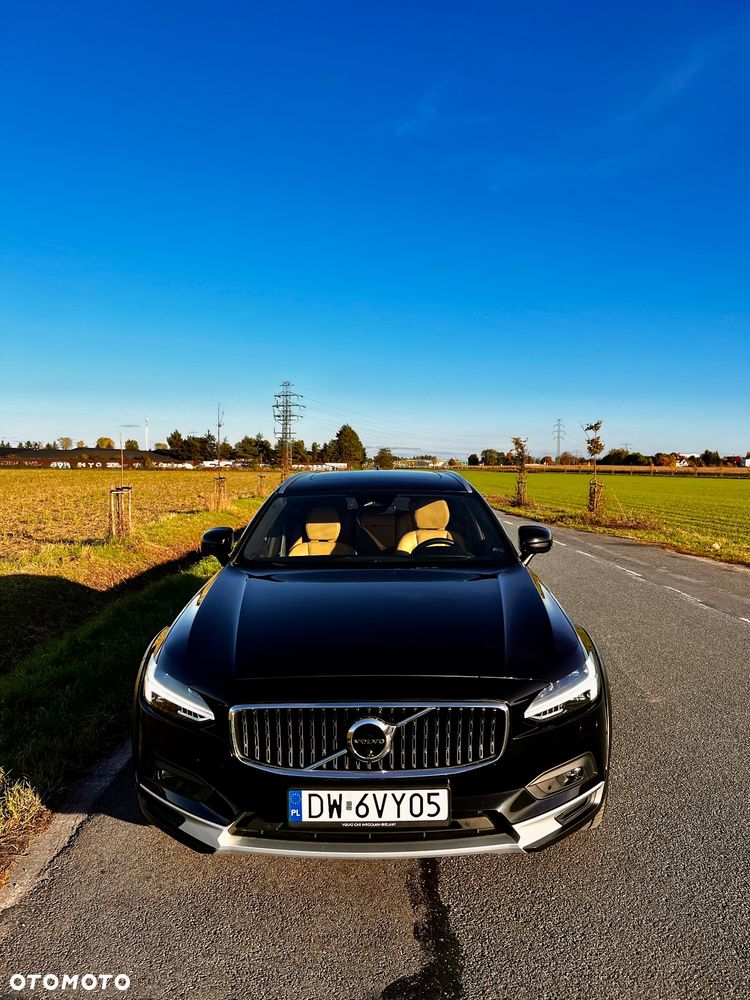 Volvo V90 Cross Country D5 AWD Pro - 39