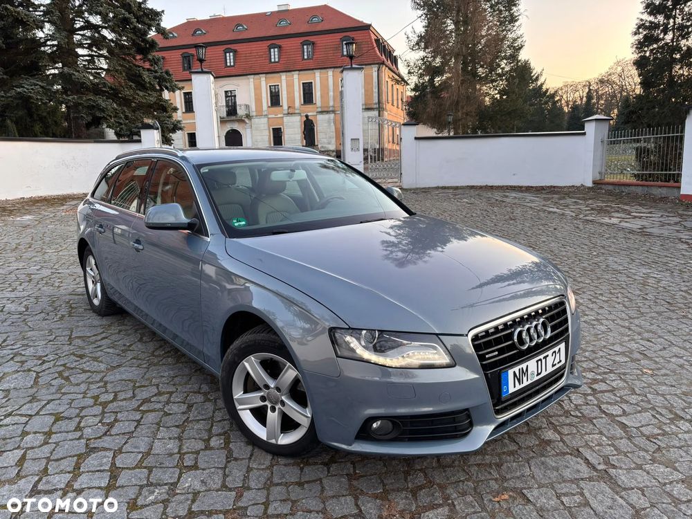Audi A4 Avant 3.0 TDI DPF quattro tiptronic Attraction - 1