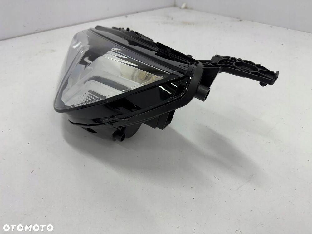 LAMPY PRZÓD PRZEDNIE PEUGEOT 208 II ZWYKŁE H7 - 13