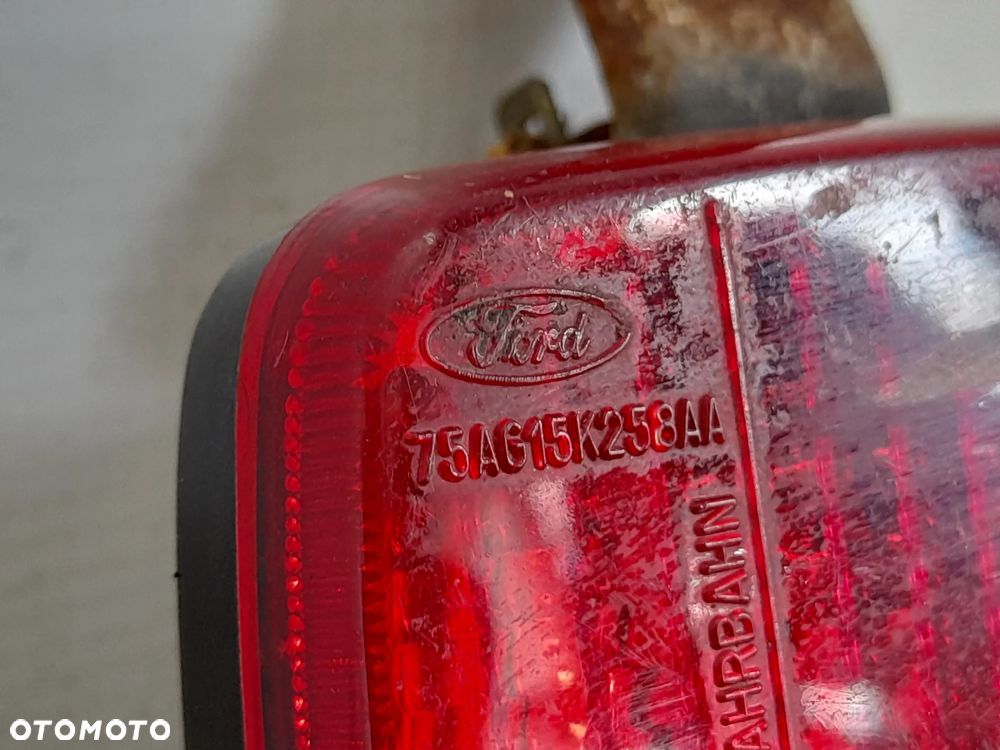 Lampa przeciwmgielna tył Ford Escort MK2 Altissimo 75AG15K258AA - 3