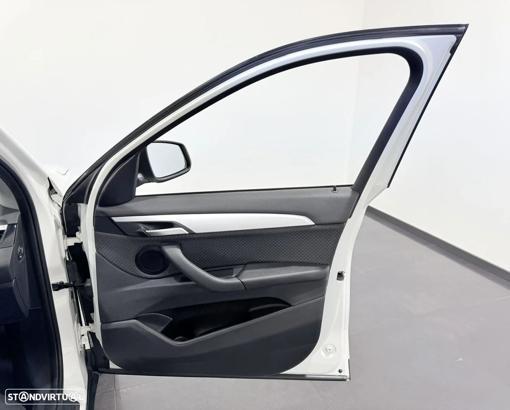 BMW X1 16 d sDrive Advantage - 40