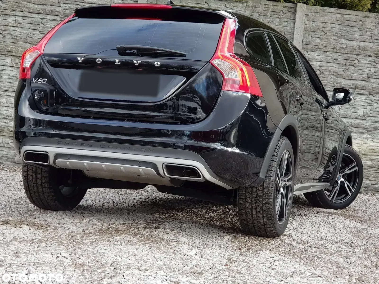 Volvo V60 Cross Country - 5