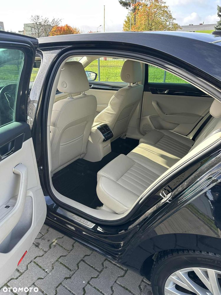 Skoda Superb 2.0 TDI SCR L&K DSG - 5