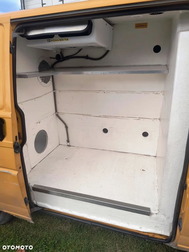 Volkswagen Transporter T4 - 9