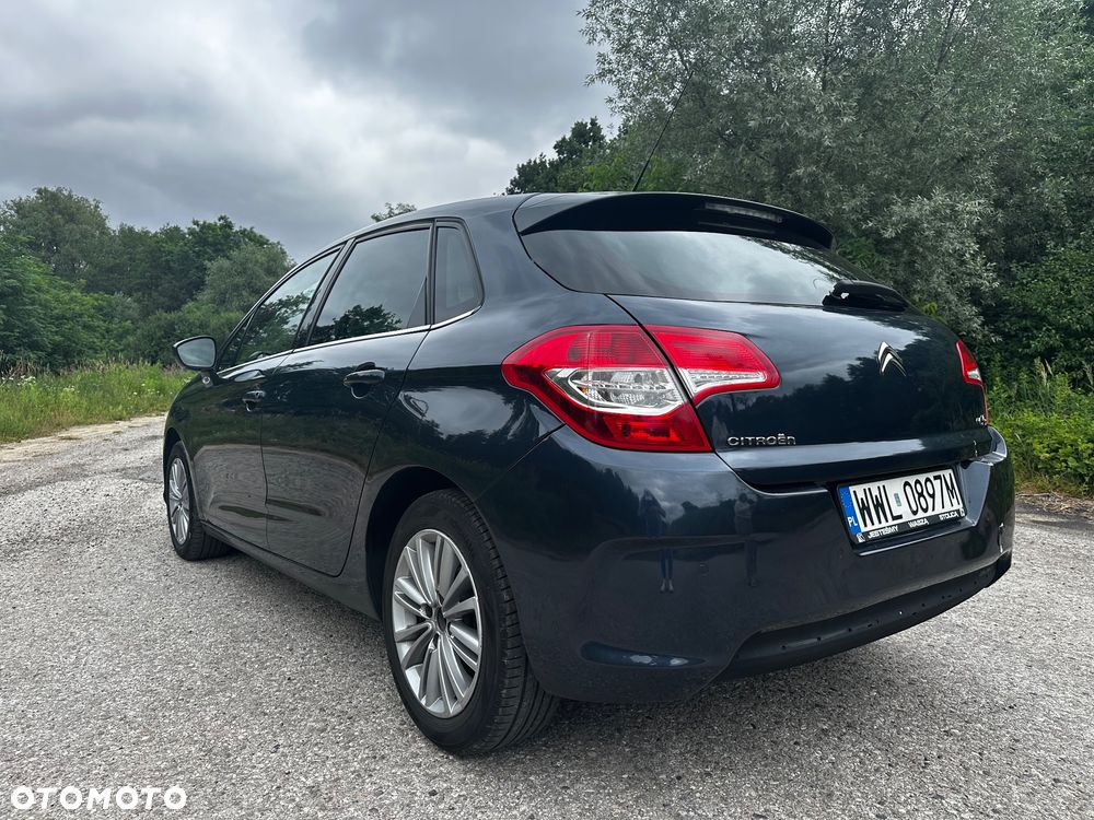 Citroën C4 e-HDi 115 Selection - 7