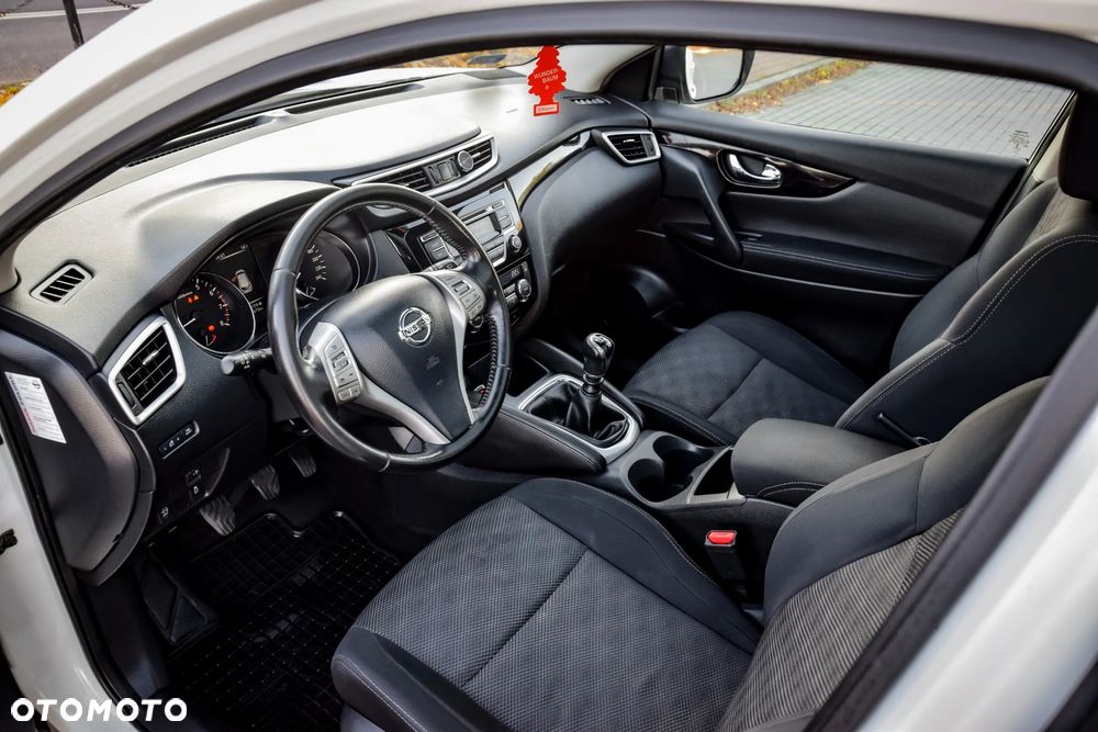 Nissan Qashqai - 16