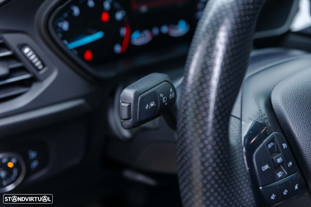 Ford Focus SW 1.0 EcoBoost MHEV ST-Line - 18