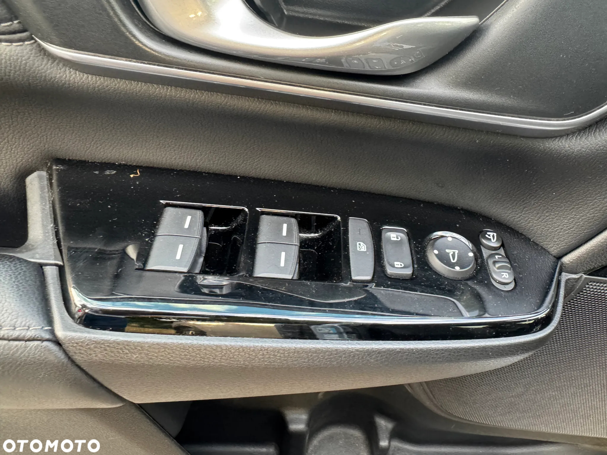 Honda CR-V 2.0 i-MMD Sport Line CVT - 25