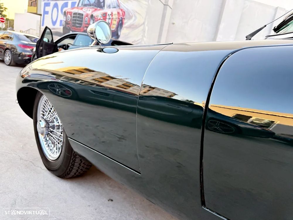 Jaguar E-Type - 47