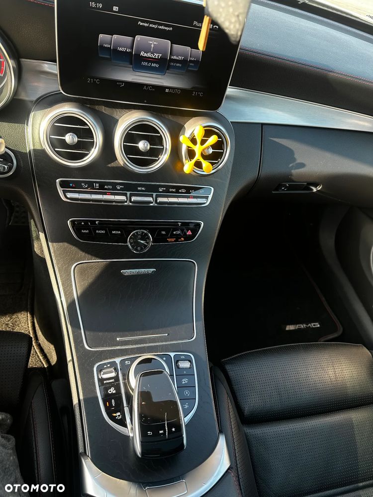 Mercedes-Benz Klasa C AMG 43 4Matic 9G-TRONIC - 19
