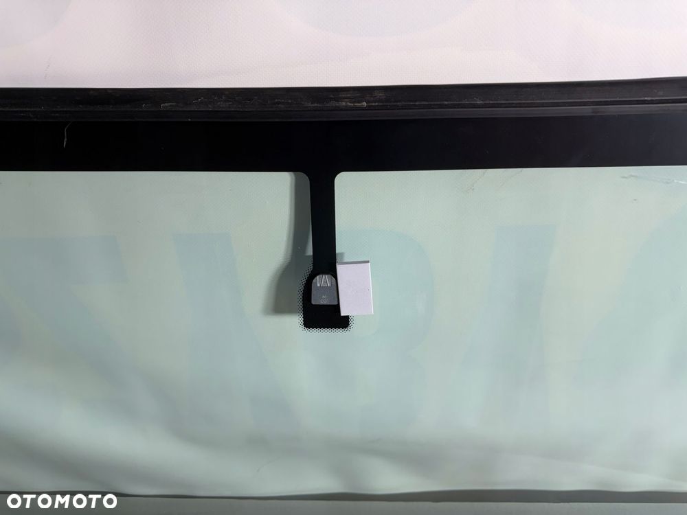 hummer h2 5d suv szyba przednia czołowa nowa 2002-2010 - 4