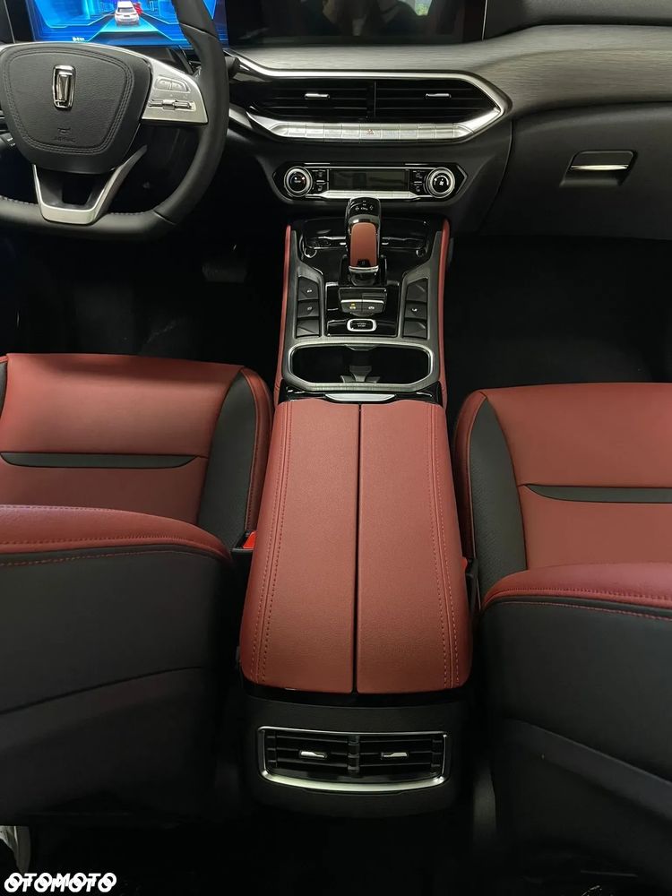 Bestune T77 1.5T Elegance DCT - 21