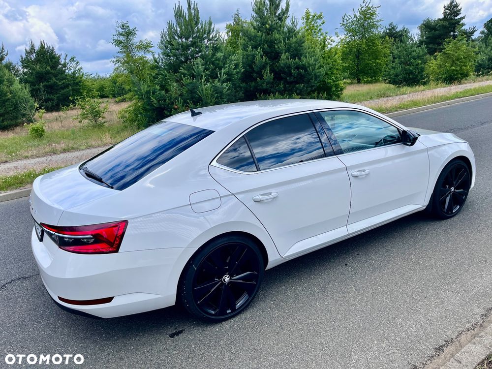 Skoda Superb 2.0 TDI Style DSG7 - 8
