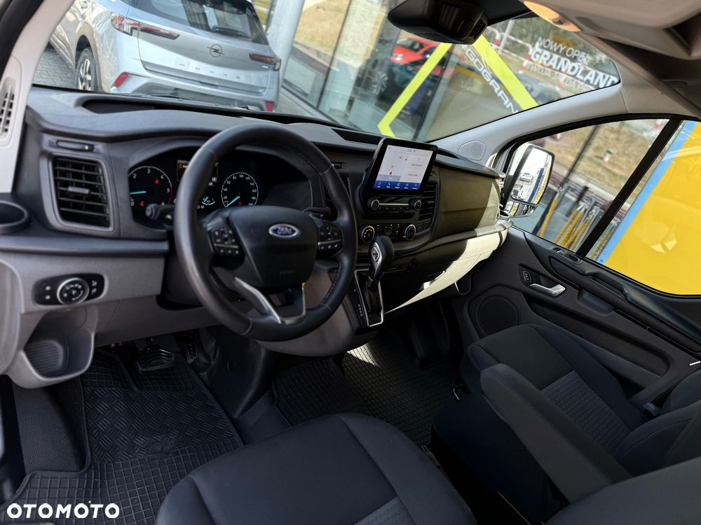 Ford TRANSIT CUSTOM - 12