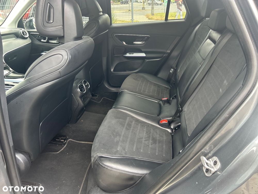 Mercedes-Benz GLC 300 de 4-Matic - 12