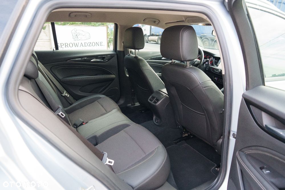 Opel Insignia 1.5 T Innovation S&S - 29