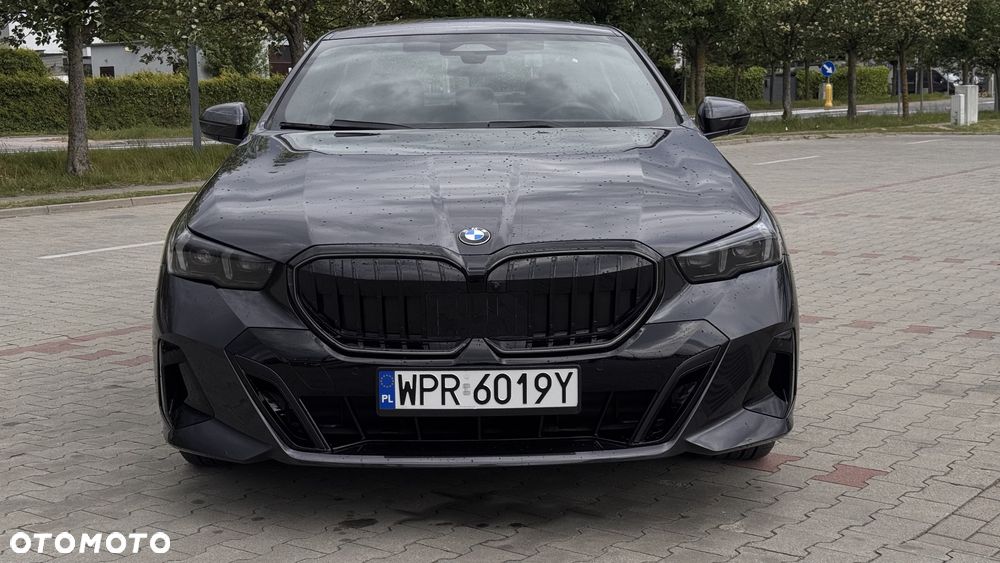 BMW Seria 5 530i xDrive - 1