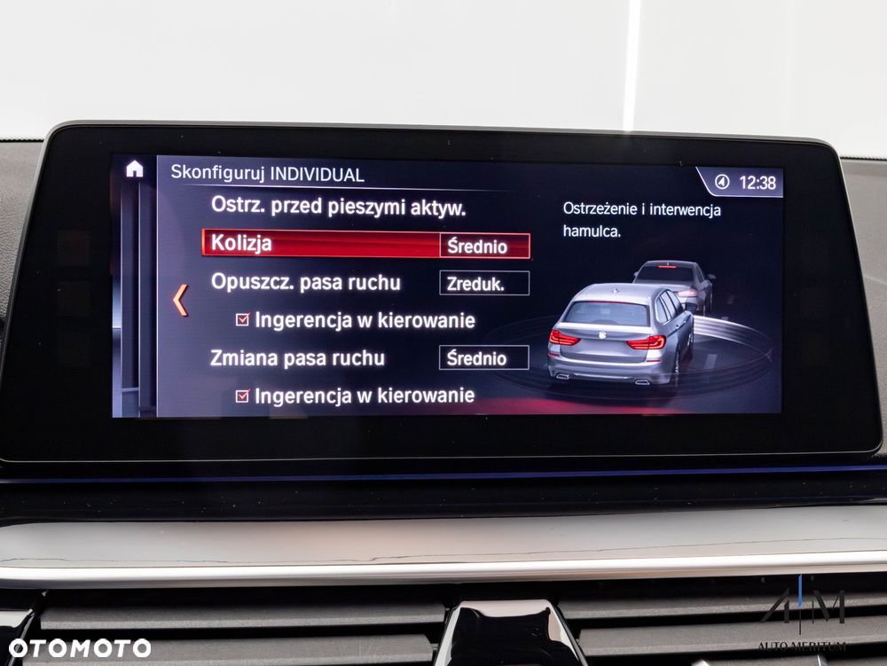 BMW Seria 5 540i xDrive - 36