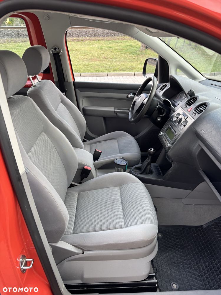Volkswagen Caddy - 5