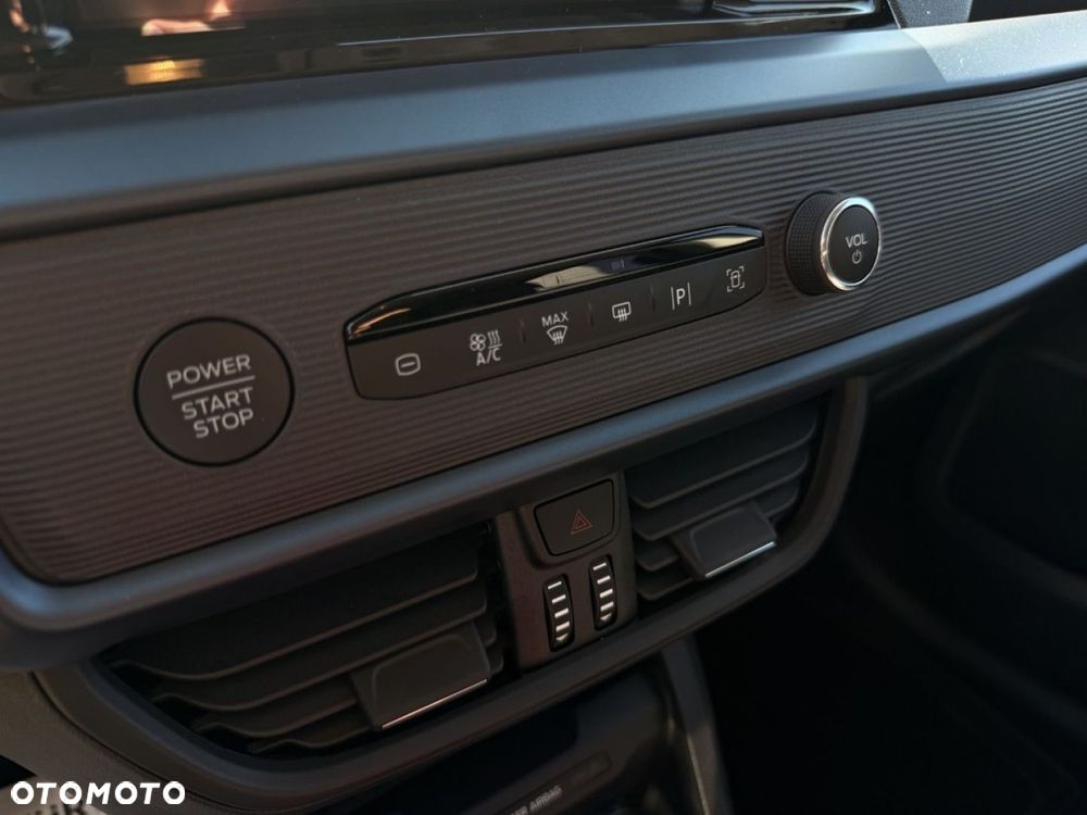 Ford Tourneo Courier - 20